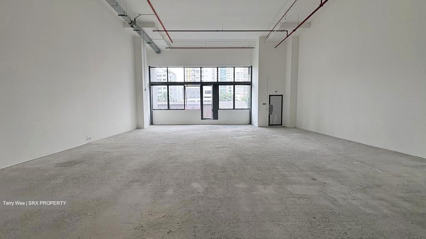 Space 18 (D12), Factory #634492781